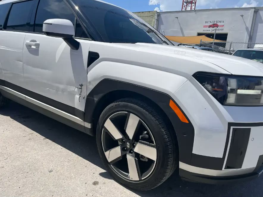 Hyundai Santa Fe before repair